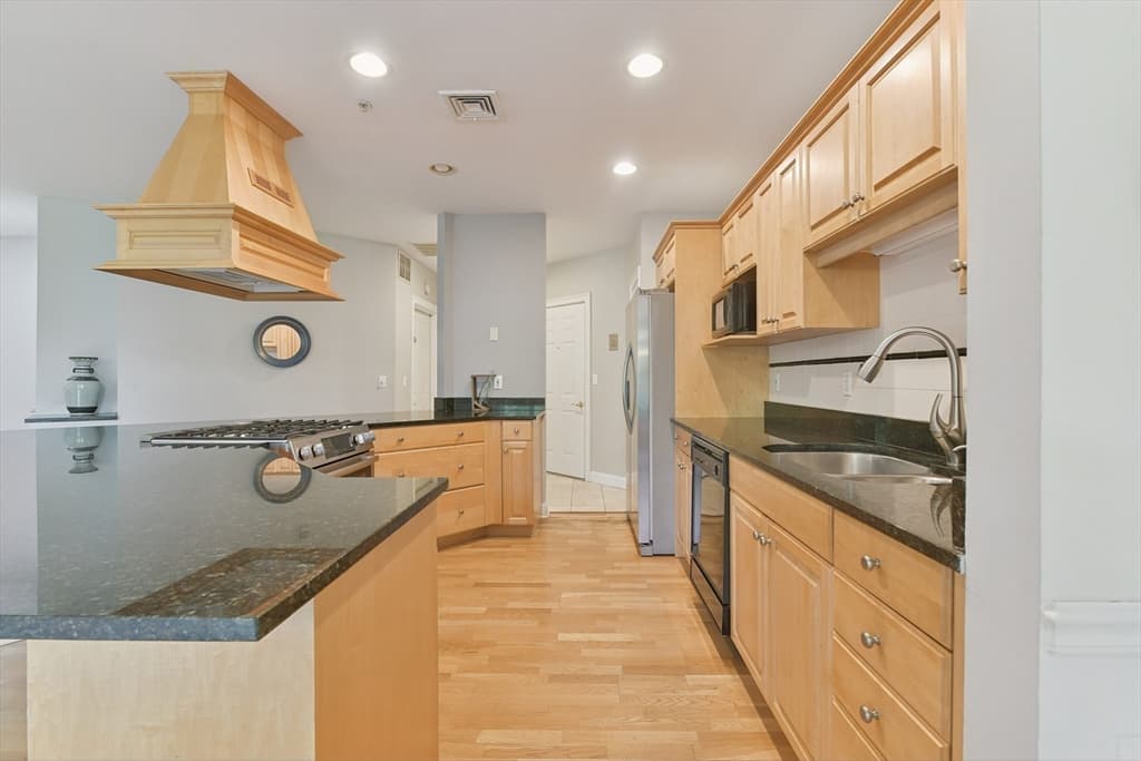 10 Northwood Dr # 301, Sudbury MA 01776 photo 6