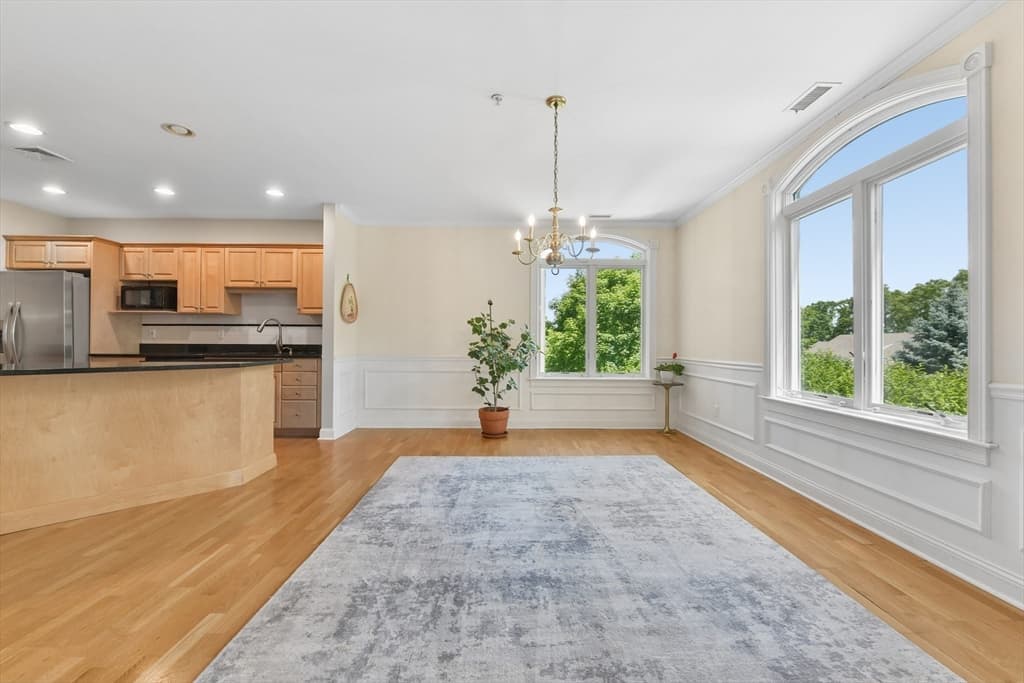 10 Northwood Dr # 301, Sudbury MA 01776