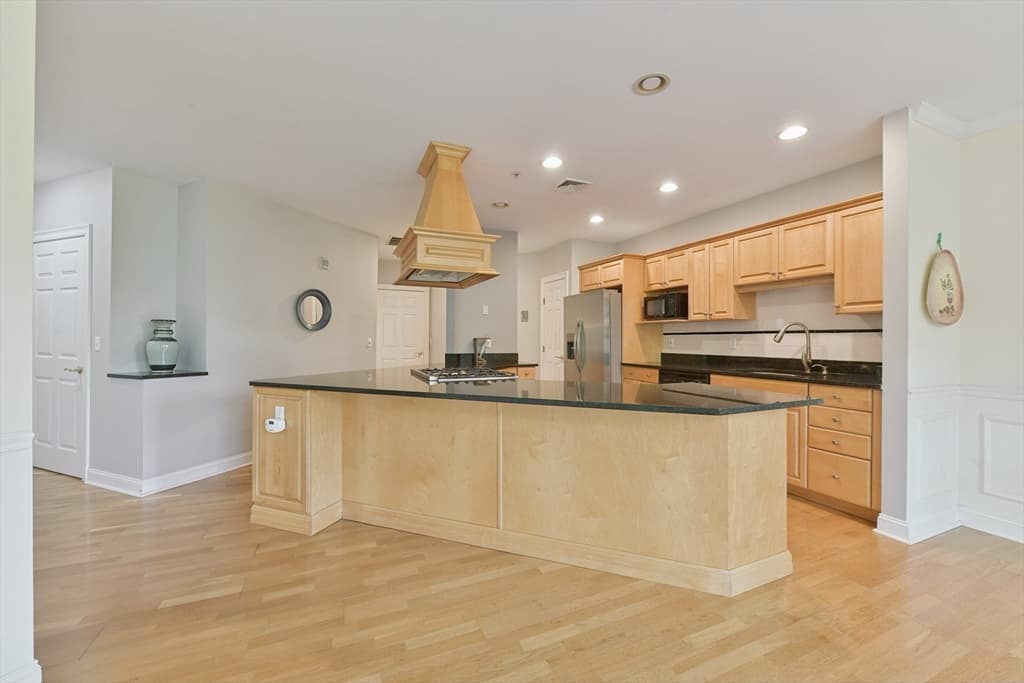 10 Northwood Dr # 301, Sudbury MA 01776 photo 8