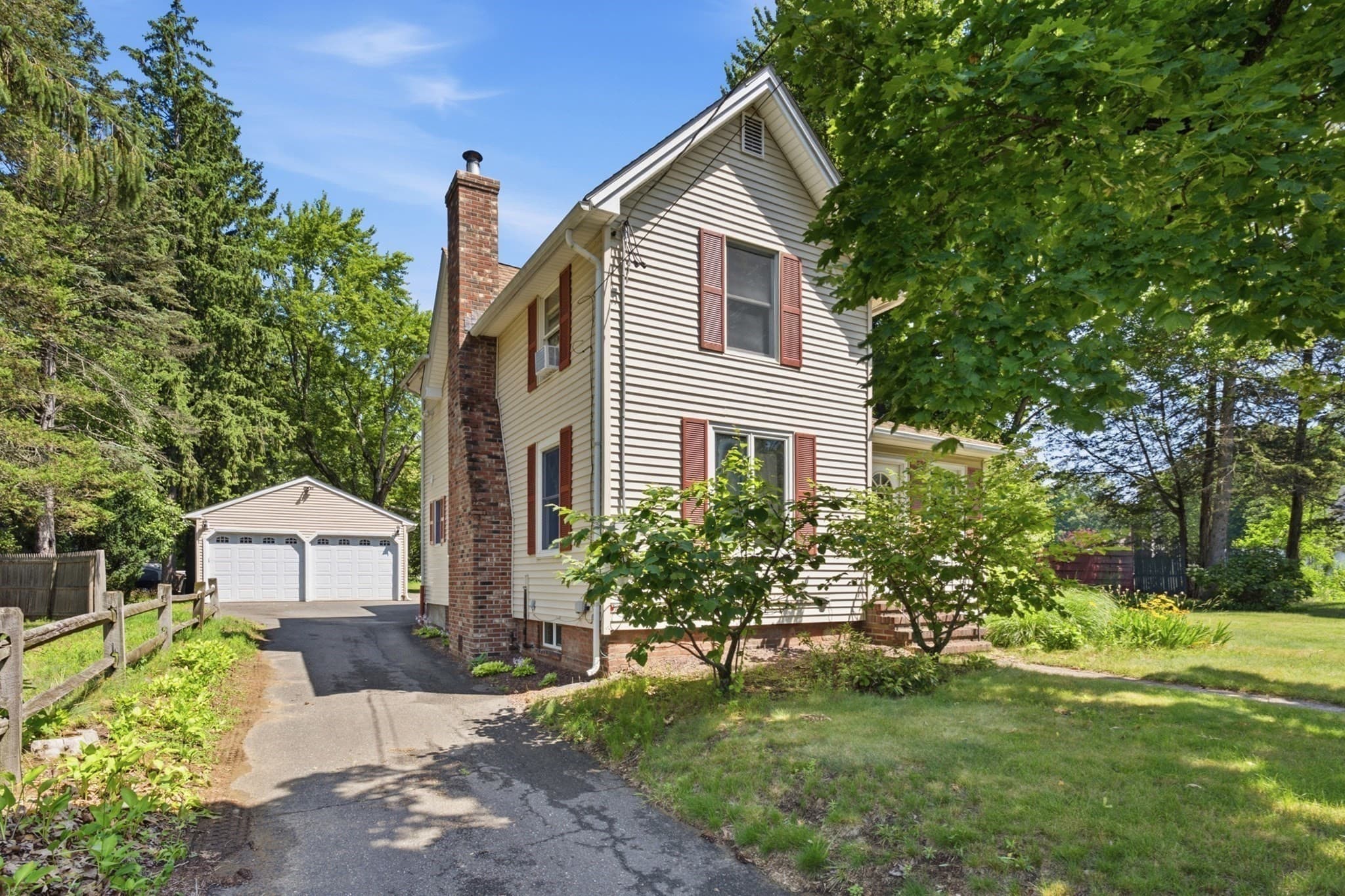 Single Family Residence at 175 Granby Road, South Hadley MA 01075, photo 3 of 41