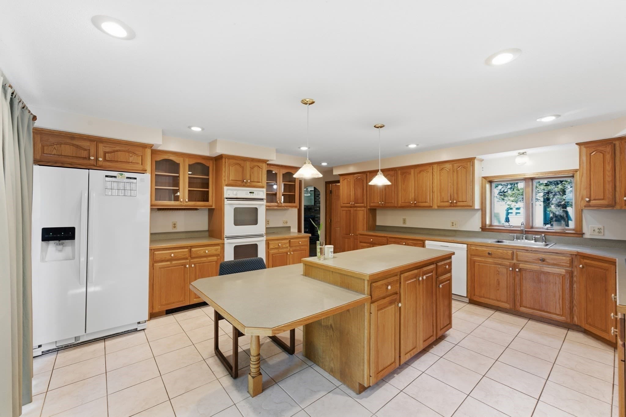 Single Family Residence at 175 Granby Road, South Hadley MA 01075, photo 5 of 41