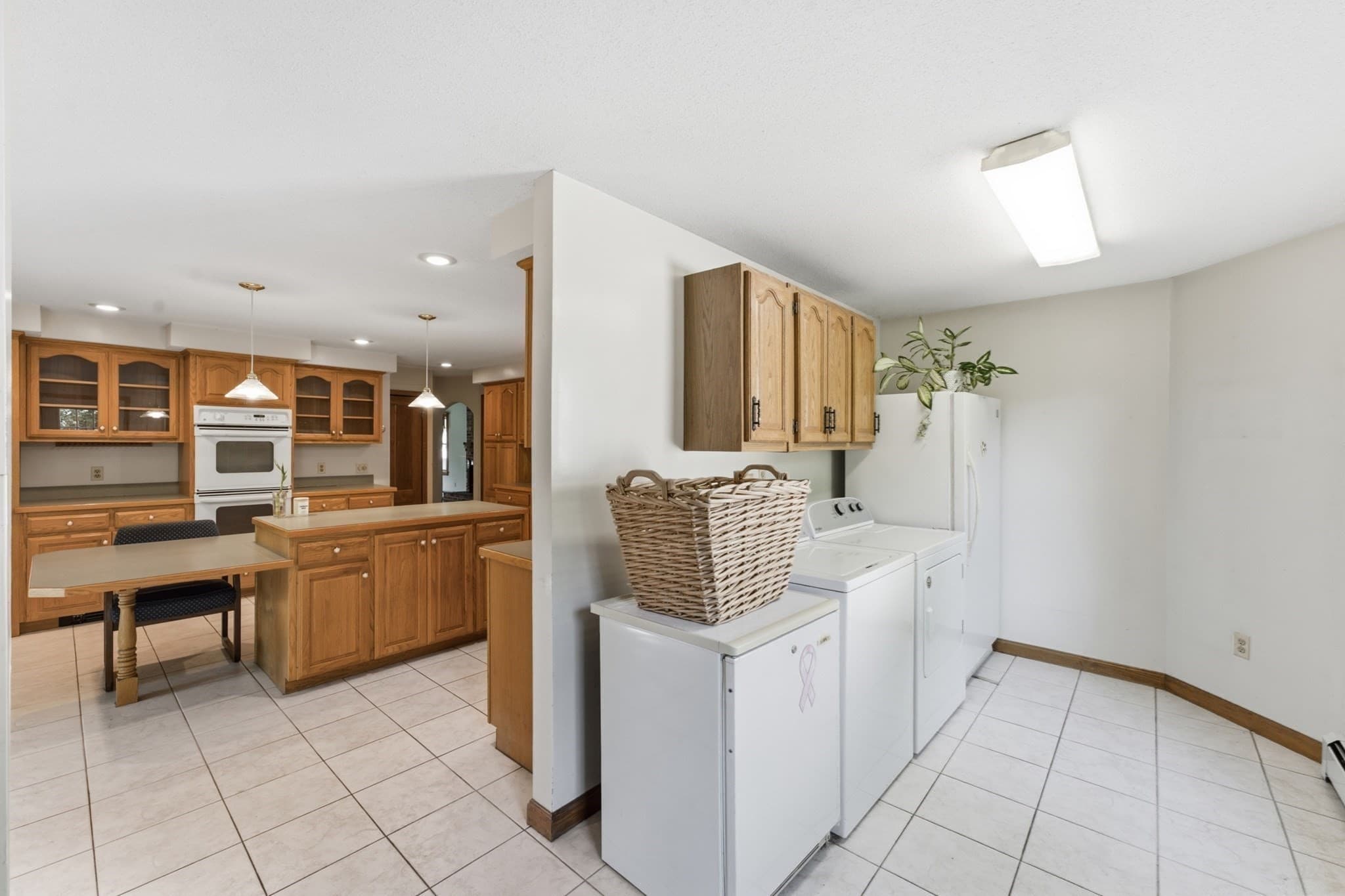 Single Family Residence at 175 Granby Road, South Hadley MA 01075, photo 4 of 41