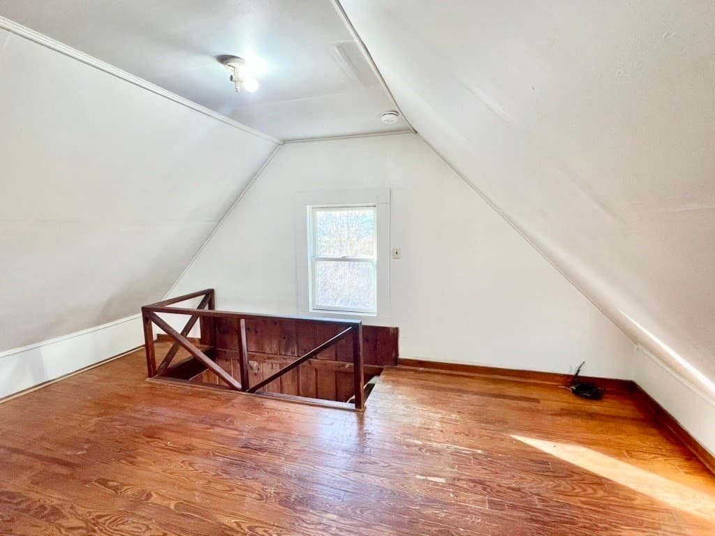 Single Family Residence at 26 Winthrop Ave, Oak Bluffs MA 02557, photo 27 of 28