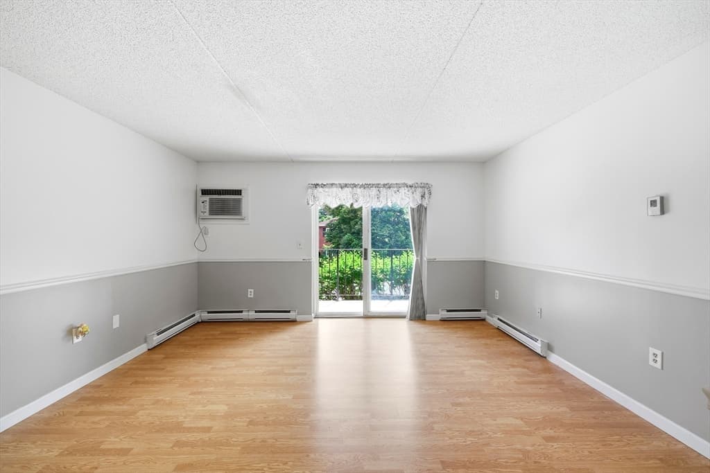 36 Maple Crest Cir # F, Holyoke MA 01040 photo 5