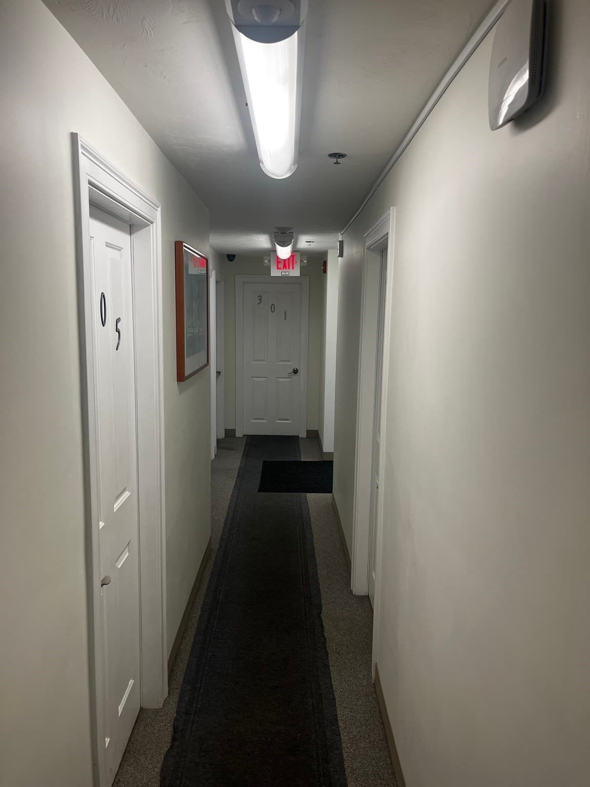 5+ Family - Rooming House at 12 Park Ave, Hull MA 02045, photo 5 of 12