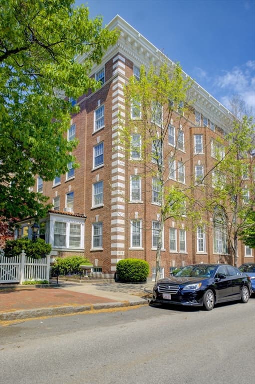 1572 Massachusetts Avenue # 41, Cambridge MA 02138