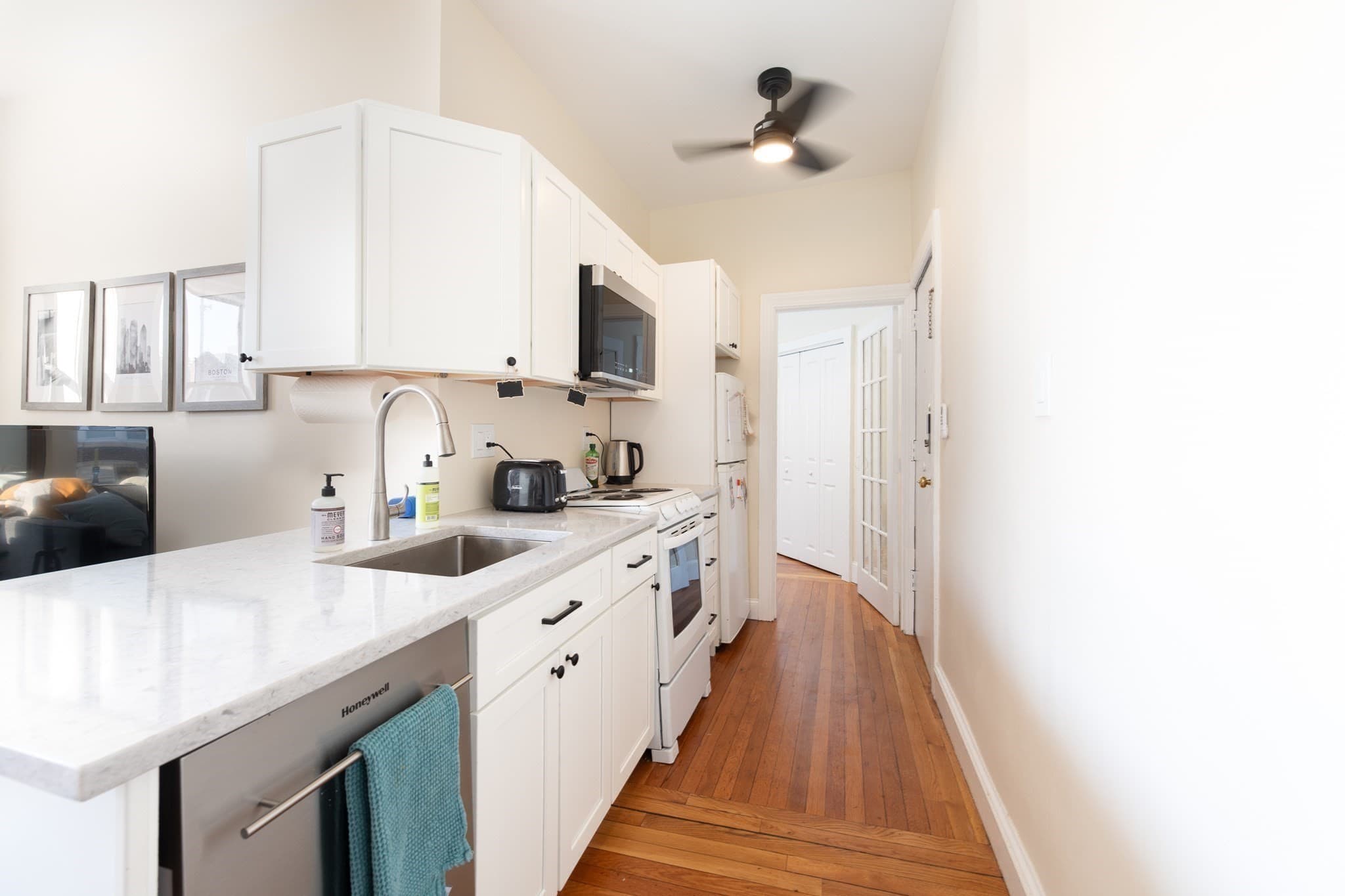 Condominium at 111 Jersey St. # 15, Boston MA 02215, photo 6 of 16