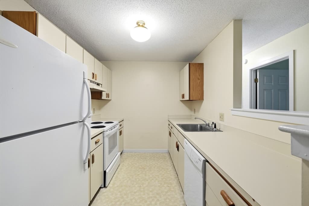 23 Randolph Place # 108, Northampton MA 01060 photo 4
