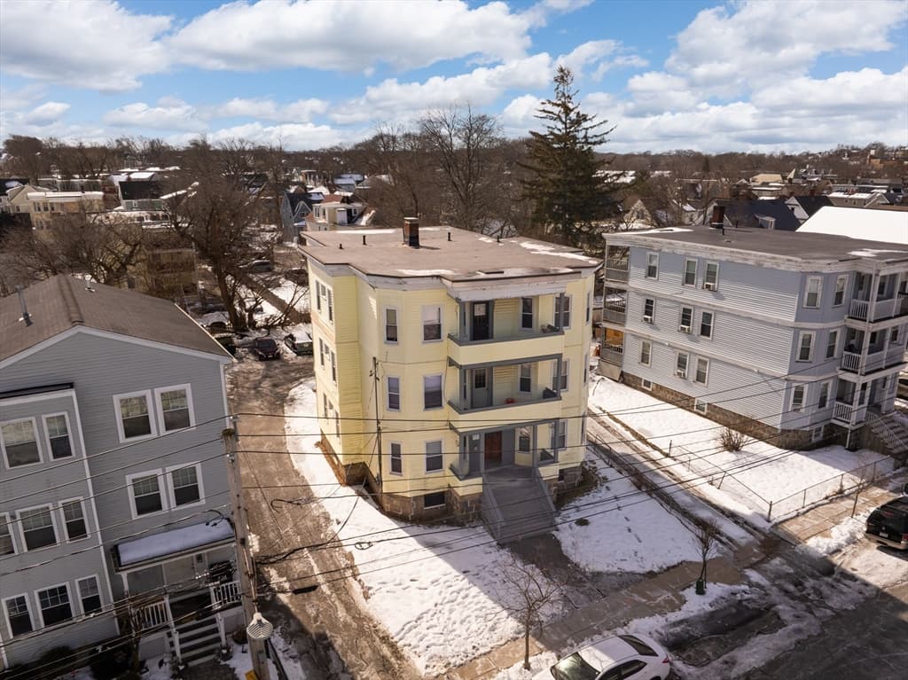 5+ Family - 5+ Units Up/Down at 140 Callender St, Boston MA 02124, Boston, photo 3 of 10