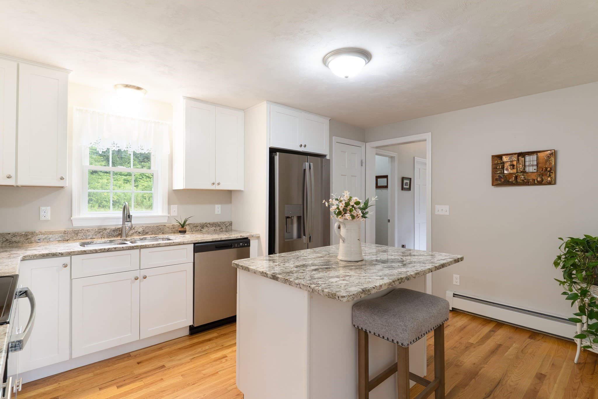 Single Family Residence at 26 Old West Brookfield Rd, North Brookfield MA 01535, North Brookfield, photo 13 of 42