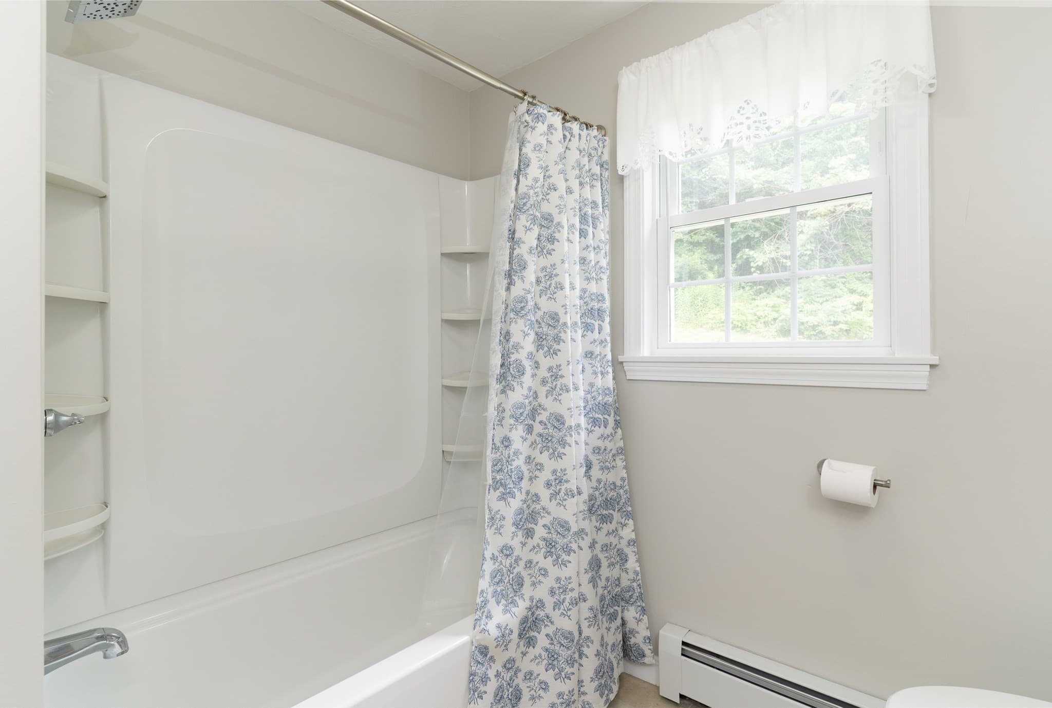 Single Family Residence at 26 Old West Brookfield Rd, North Brookfield MA 01535, North Brookfield, photo 18 of 42