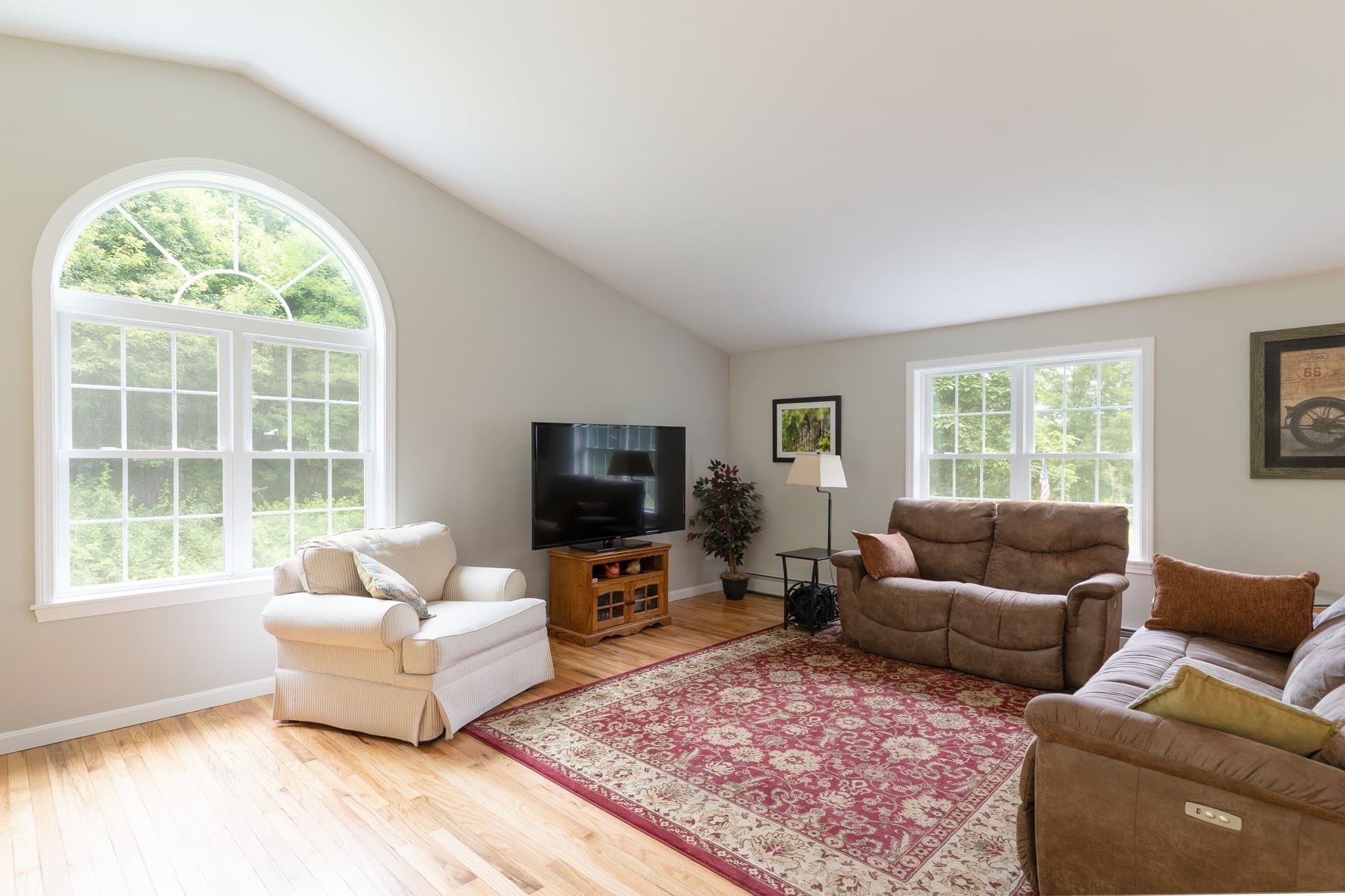 Single Family Residence at 26 Old West Brookfield Rd, North Brookfield MA 01535, North Brookfield, photo 11 of 42