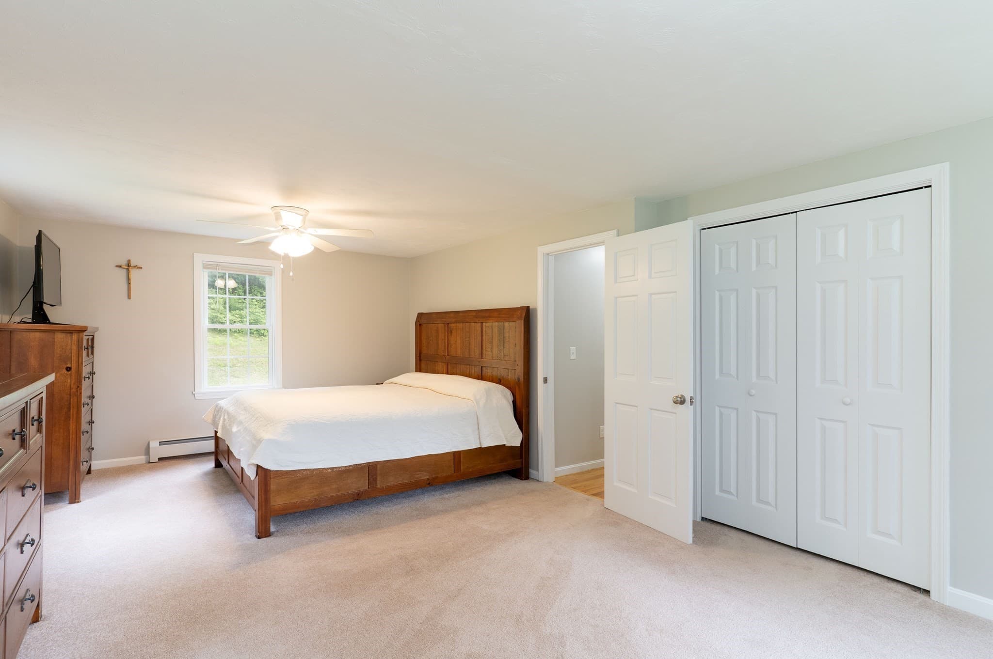 Single Family Residence at 26 Old West Brookfield Rd, North Brookfield MA 01535, North Brookfield, photo 35 of 42