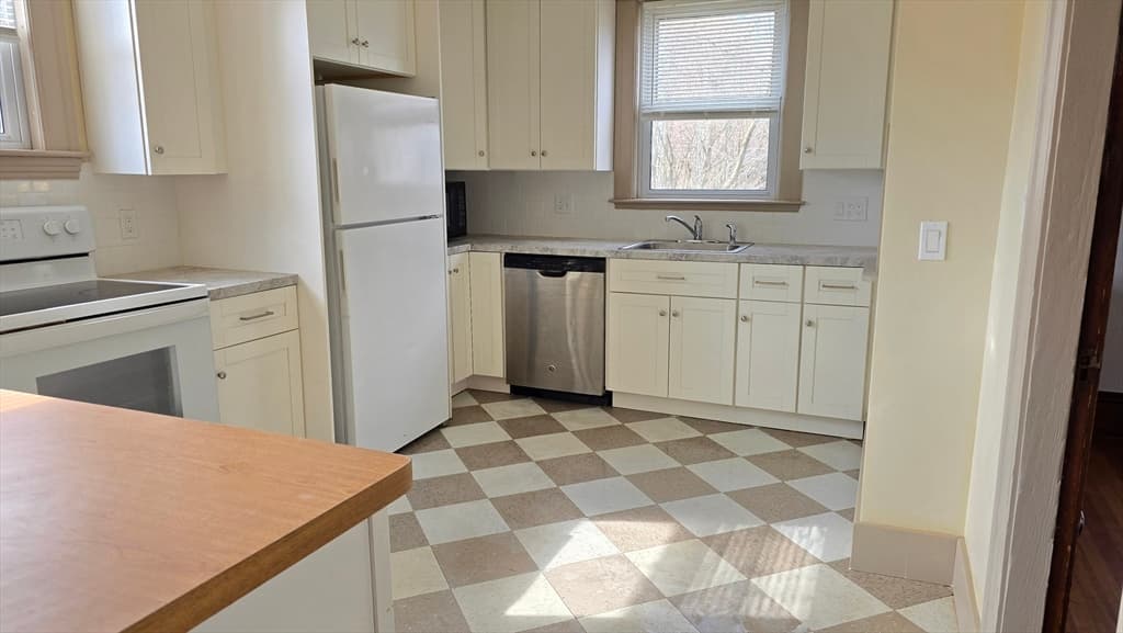336 Burncoat Street, Worcester MA 01606 photo 13