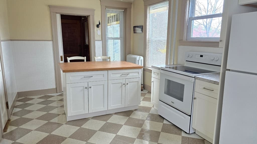 336 Burncoat Street, Worcester MA 01606 photo 14