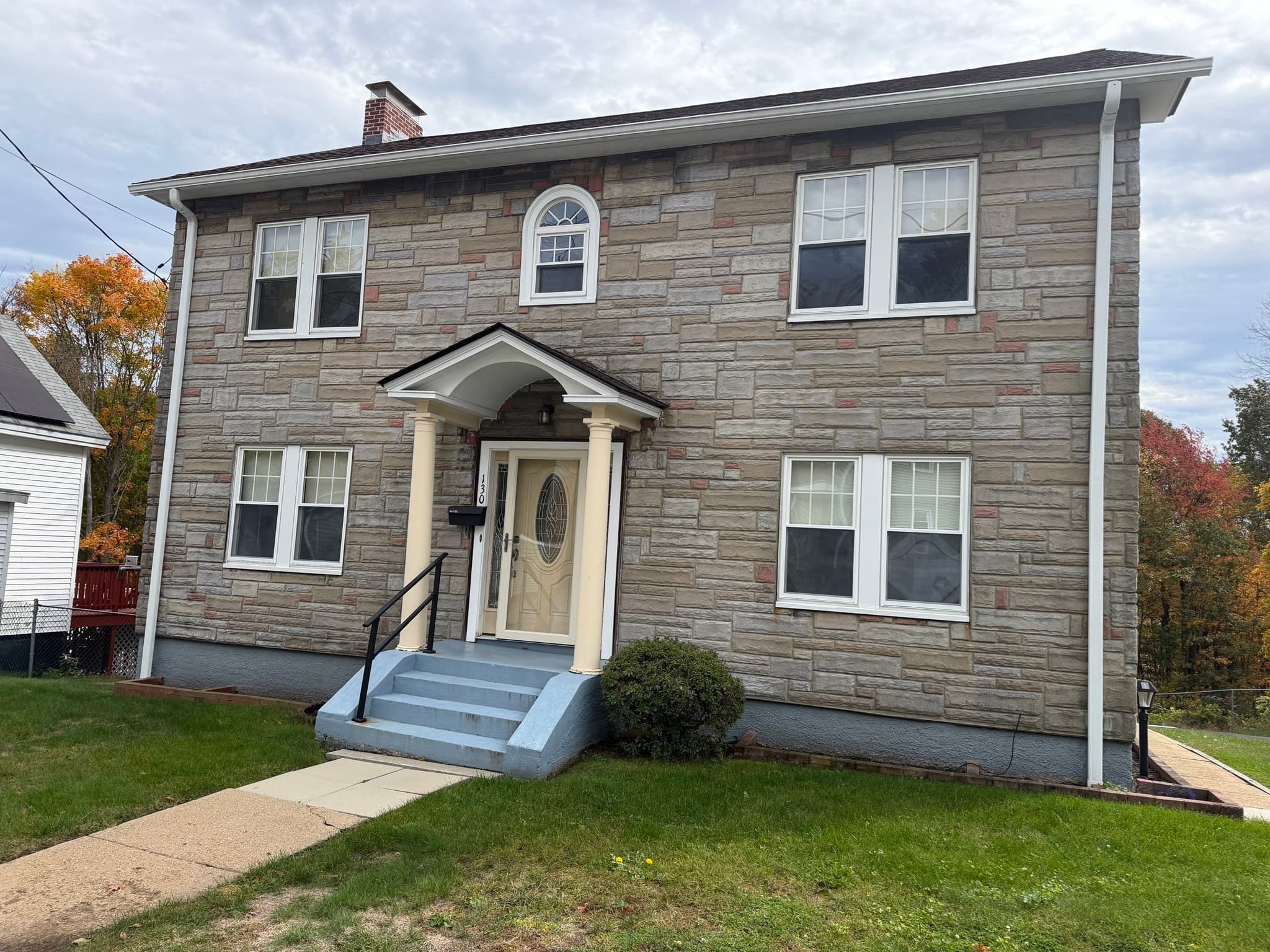 Single Family Residence at 130 Emerald St, Gardner MA 01440, photo 2 of 37