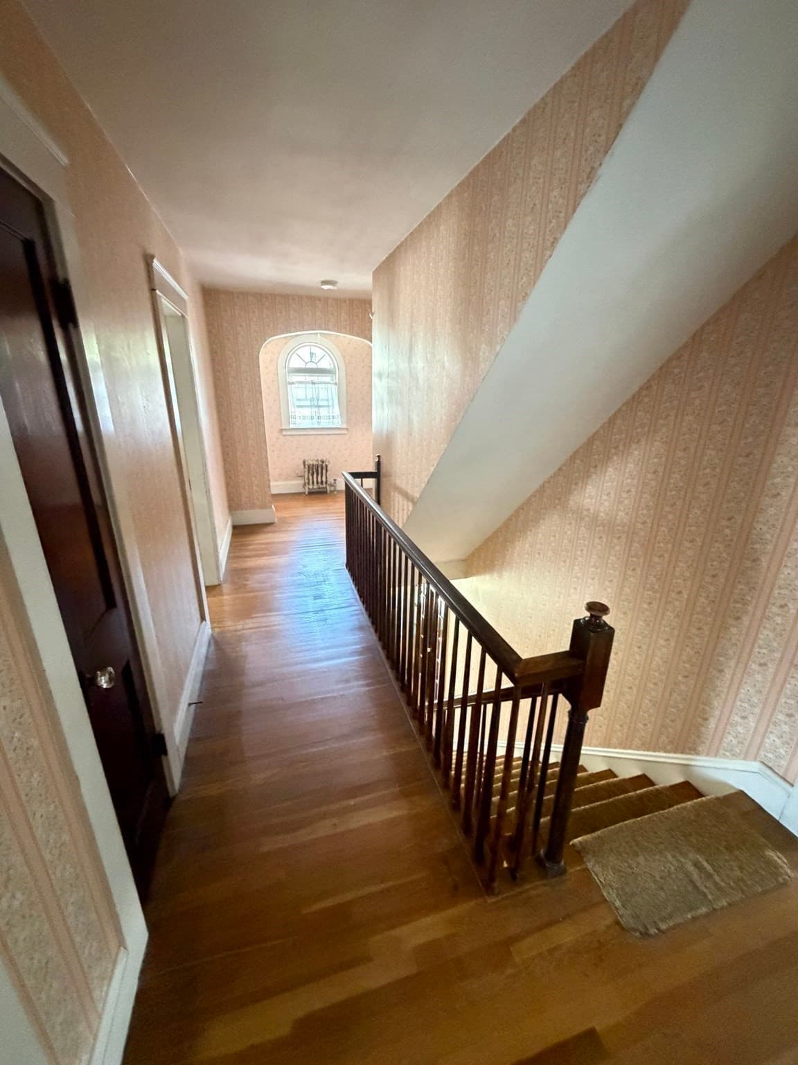 Single Family Residence at 130 Emerald St, Gardner MA 01440, photo 17 of 37