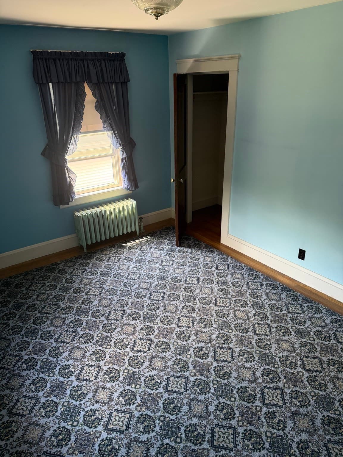Single Family Residence at 130 Emerald St, Gardner MA 01440, photo 26 of 37