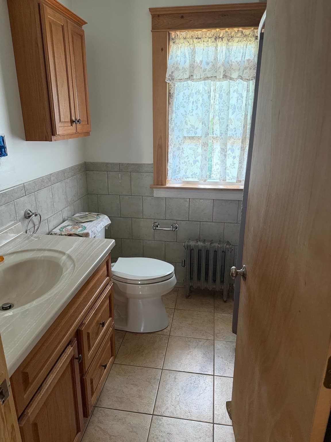 Single Family Residence at 130 Emerald St, Gardner MA 01440, photo 22 of 37