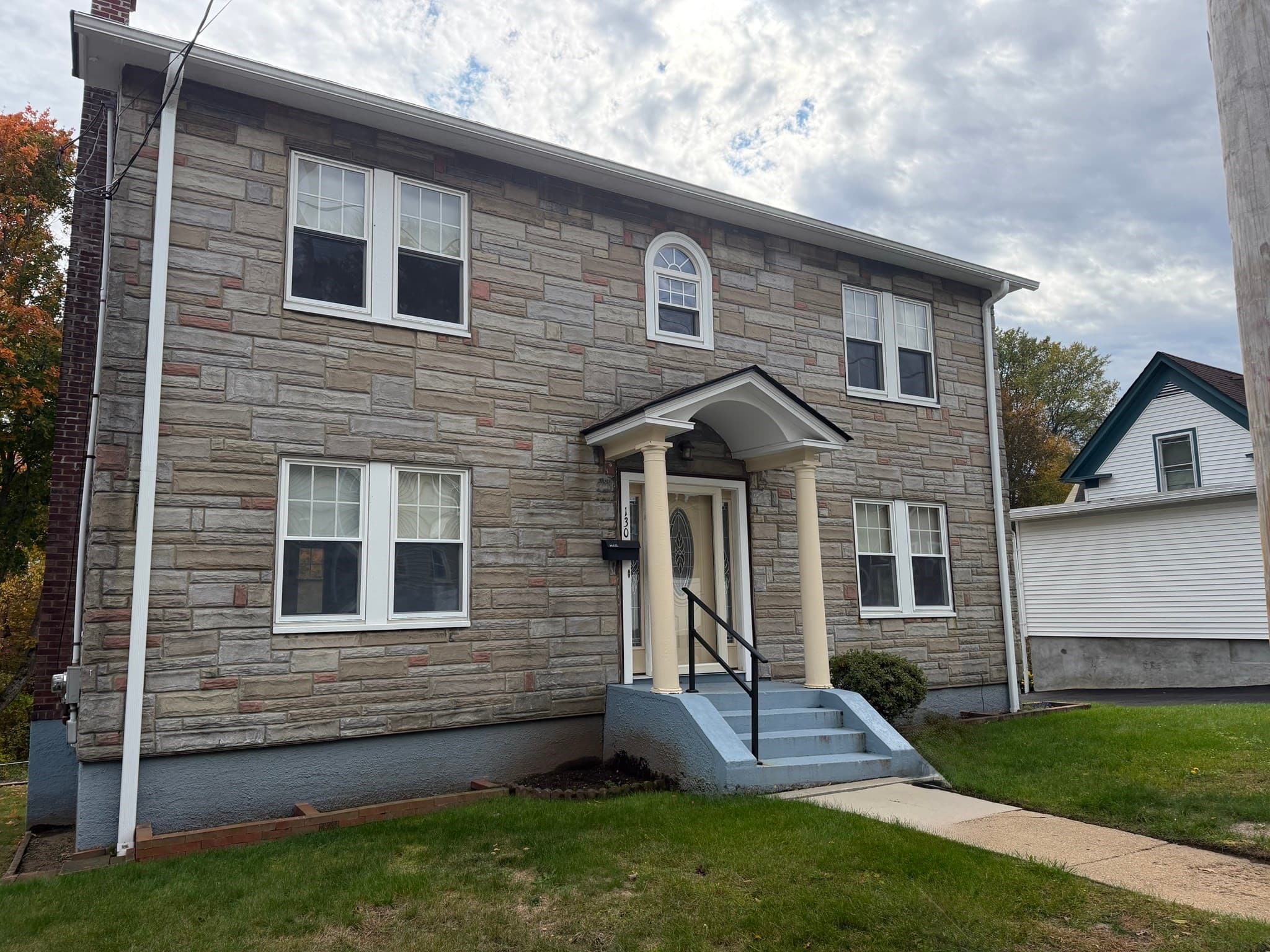 130 Emerald St, Gardner MA 01440