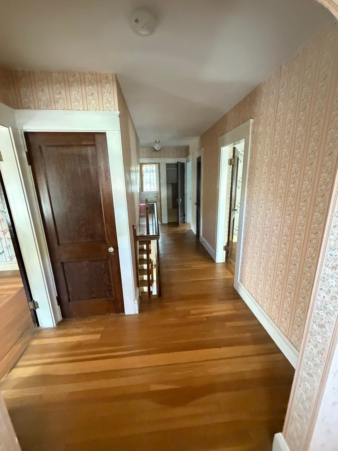 Single Family Residence at 130 Emerald St, Gardner MA 01440, photo 19 of 37