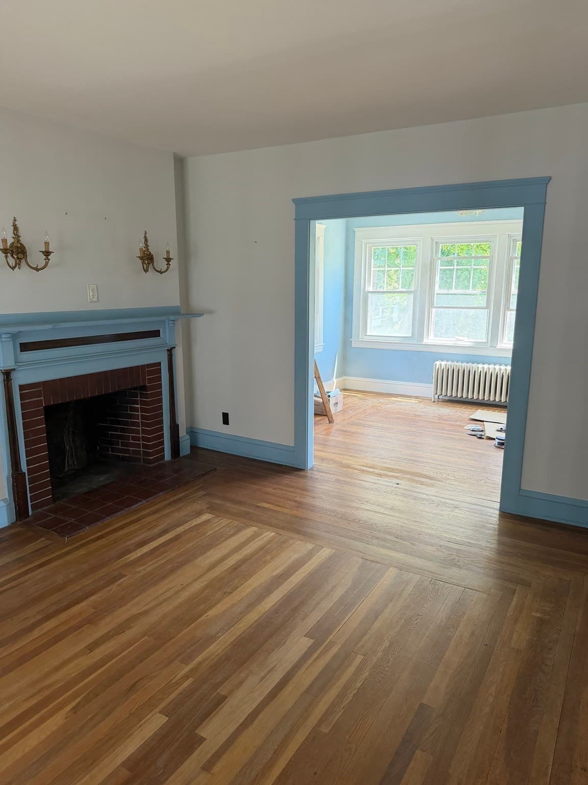 Single Family Residence at 130 Emerald St, Gardner MA 01440, photo 8 of 37