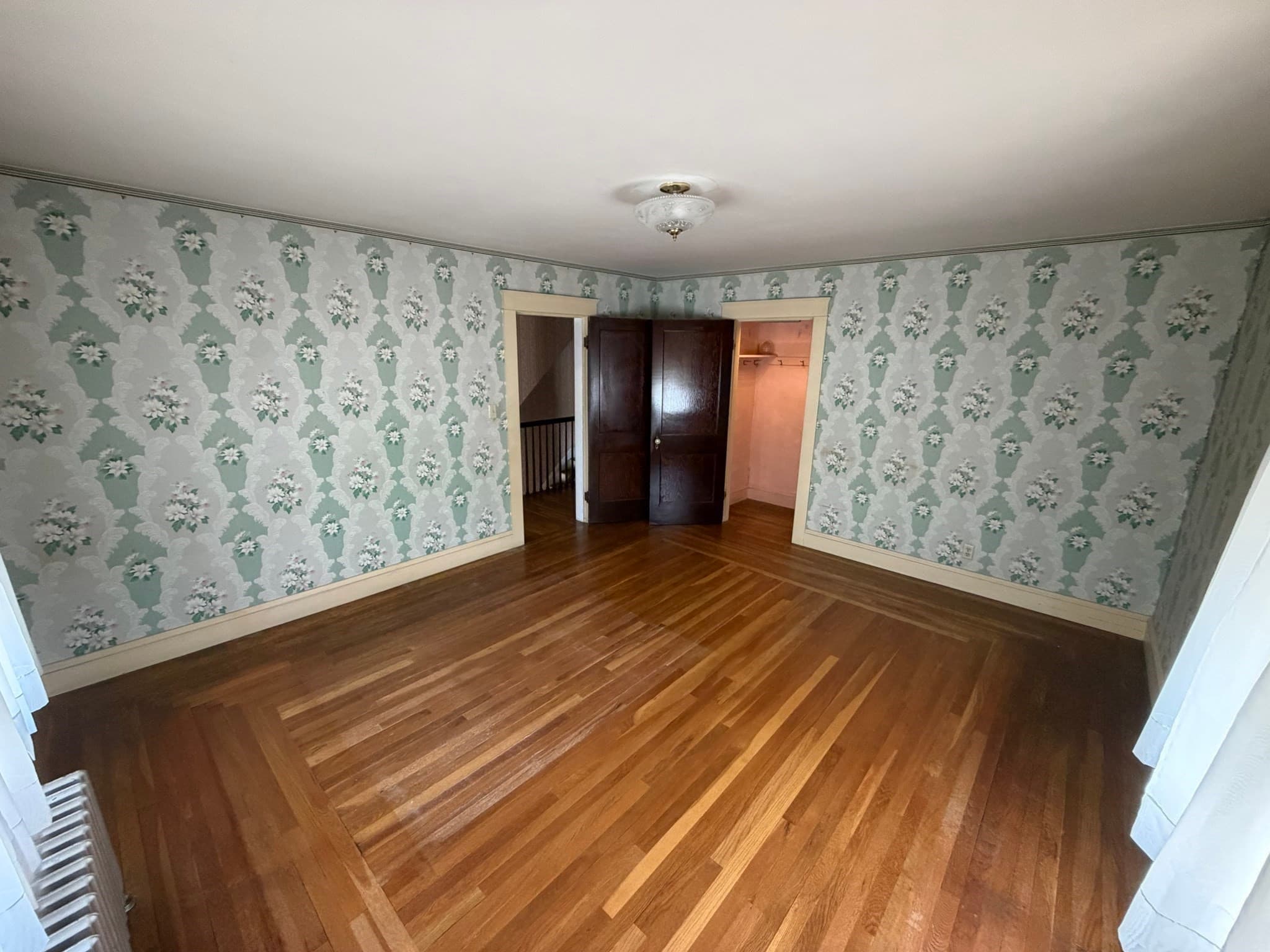 Single Family Residence at 130 Emerald St, Gardner MA 01440, photo 21 of 37