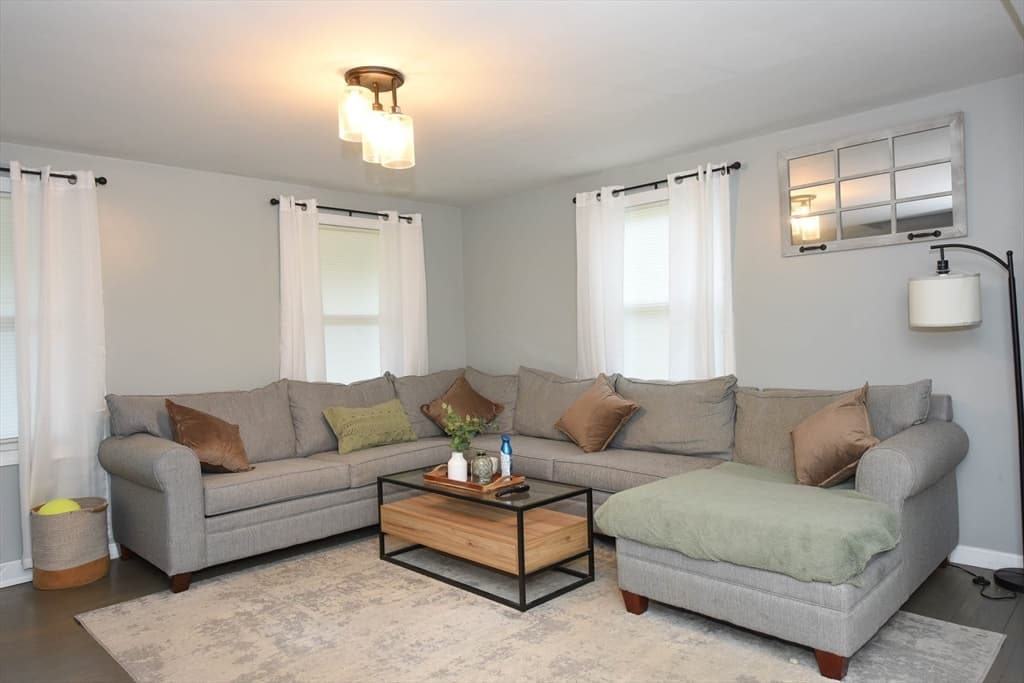 150 Hathaway Road, Acushnet MA 02743 photo 7