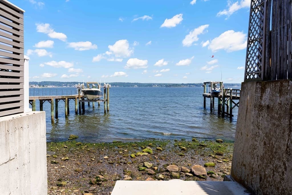 29 Aquidneck Ave, Portsmouth RI 02871 photo 28