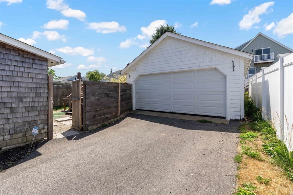 29 Aquidneck Ave, Portsmouth RI 02871 photo 25