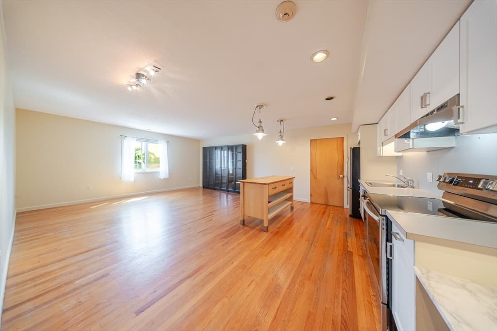 351 Pleasant St # 9, Northampton MA 01060 photo 6