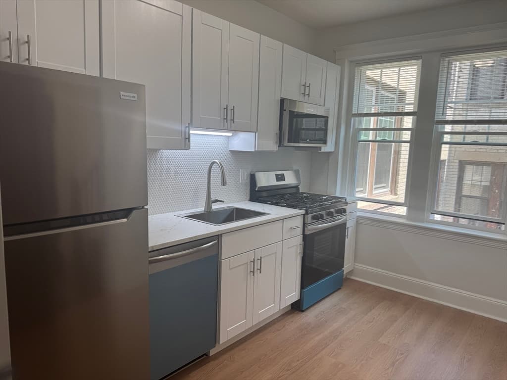 Condominium at 35 Mount Hood # 7, Boston MA 02135, photo 14 of 31