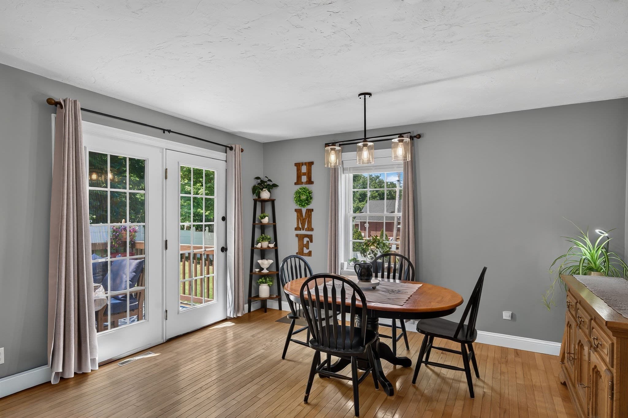 Single Family Residence at 100 Mechanic St, Warren MA 01083, Warren, photo 9 of 28