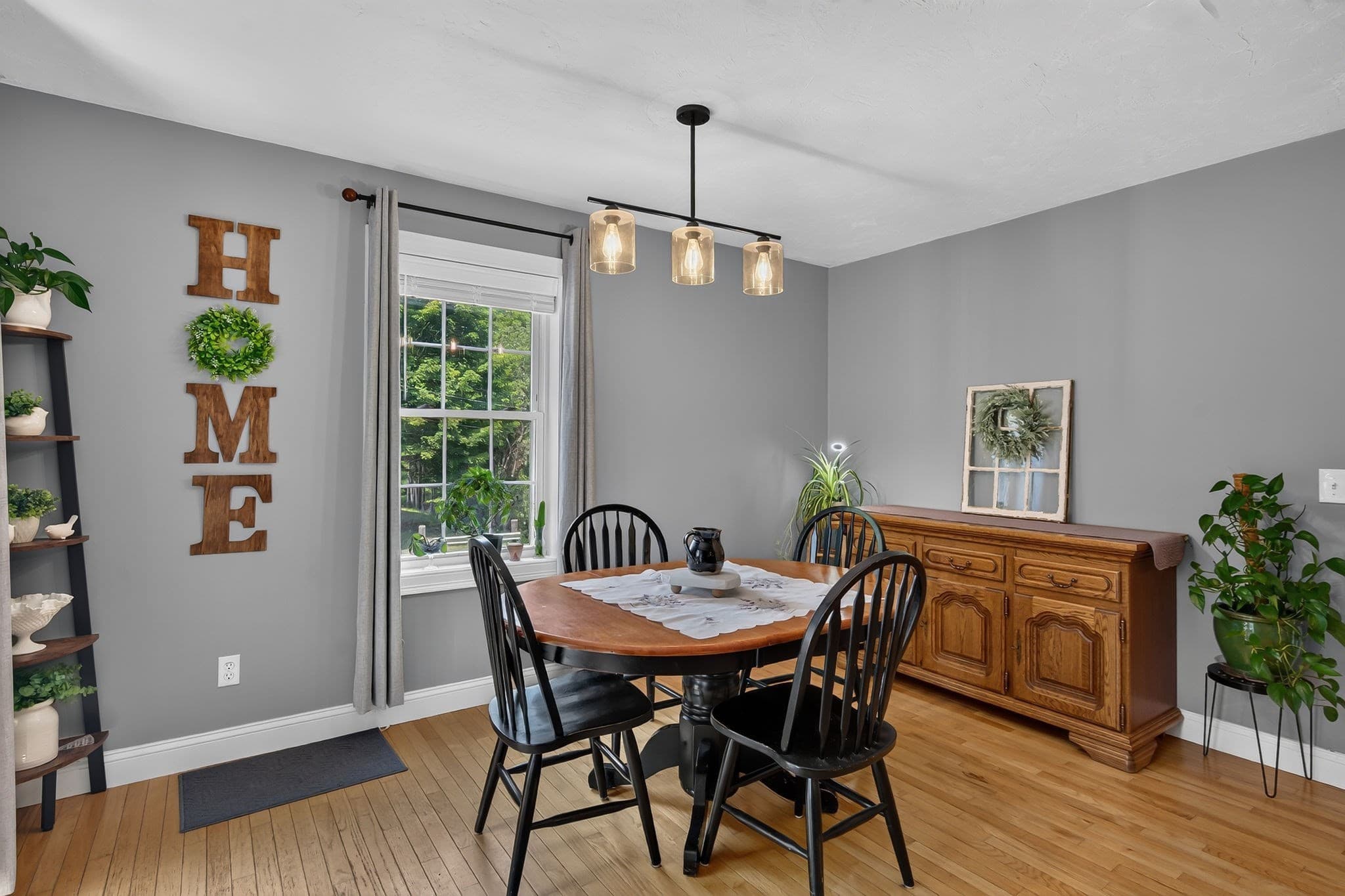 Single Family Residence at 100 Mechanic St, Warren MA 01083, Warren, photo 10 of 28