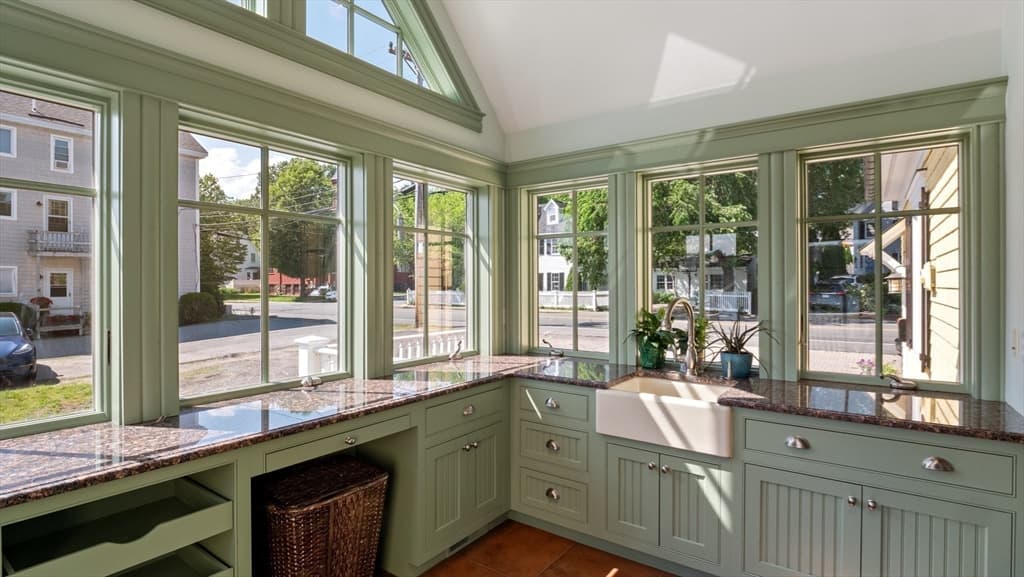 435 Main Street, Amesbury MA 01913 photo 15