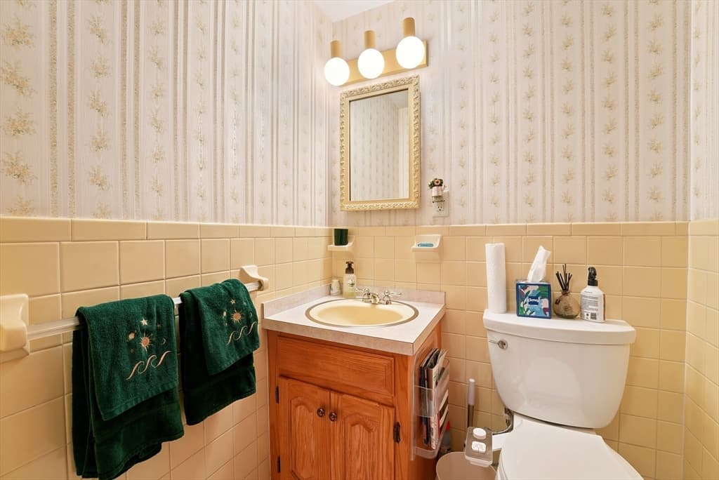 12 Swanson Rd, Framingham MA 01701 photo 27