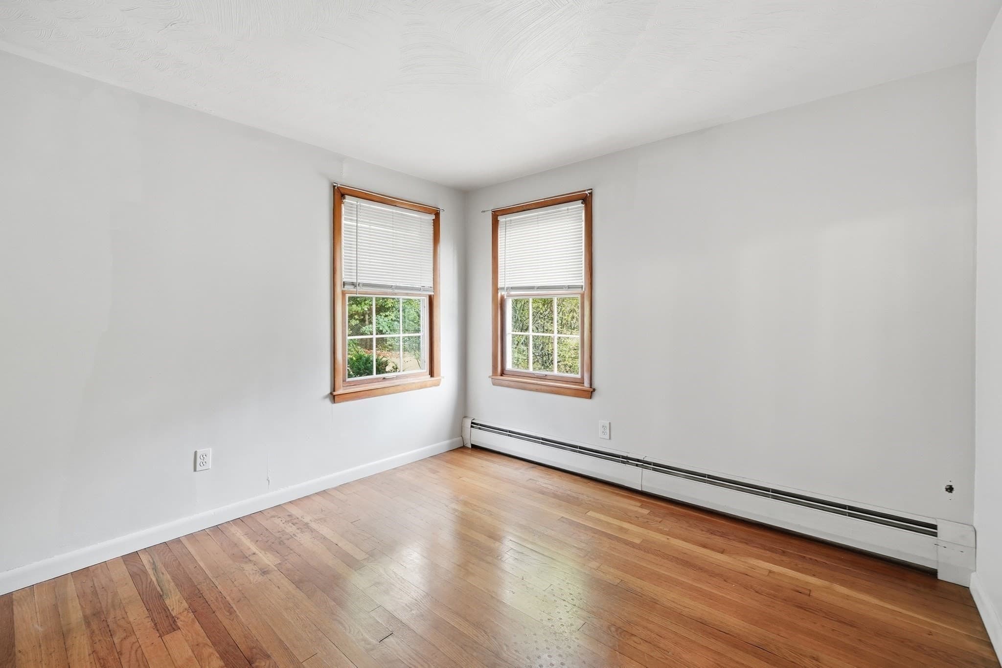 Single Family Residence at 28 Spring Rd, Westborough MA 01581, photo 17 of 42