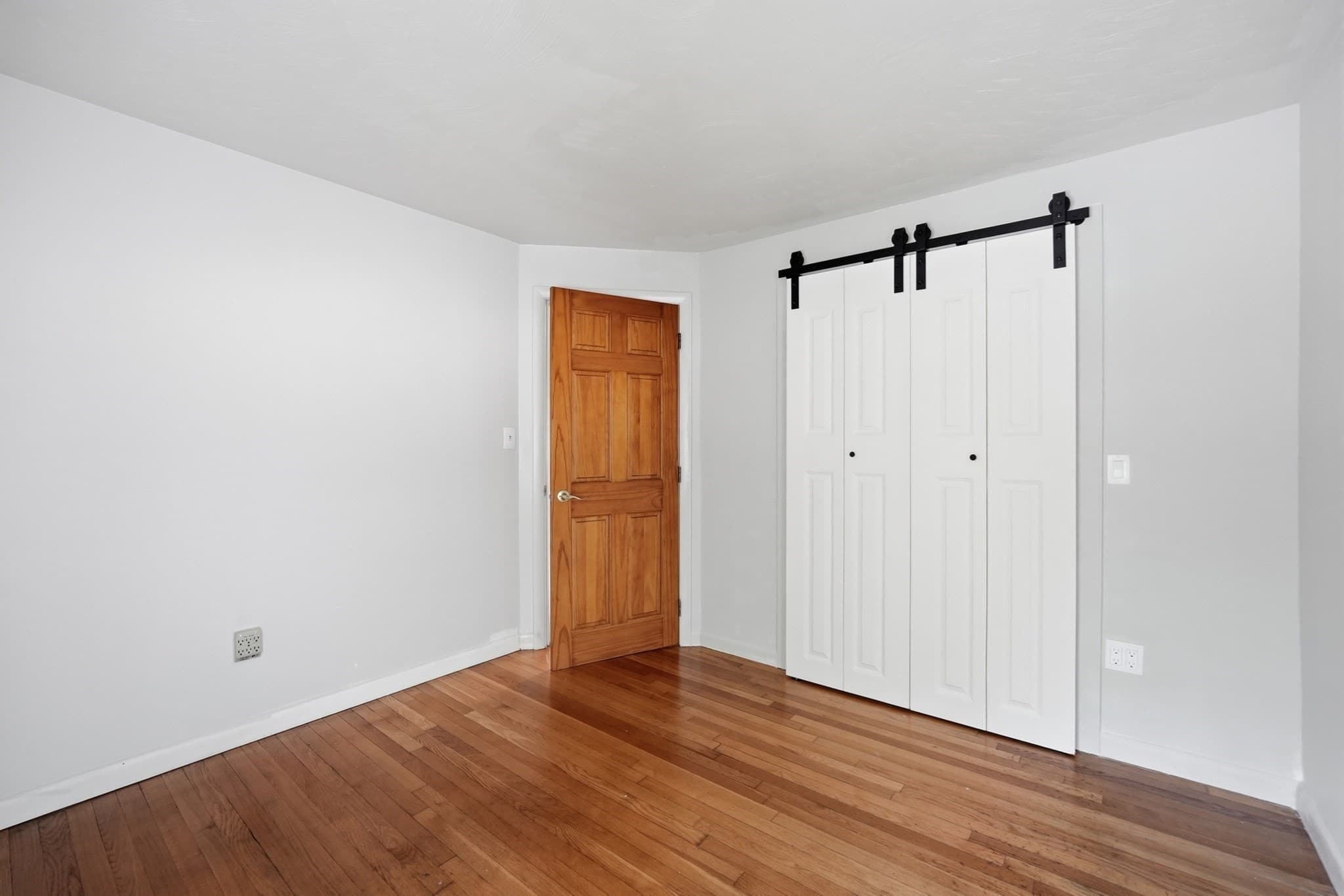 Single Family Residence at 28 Spring Rd, Westborough MA 01581, photo 16 of 42