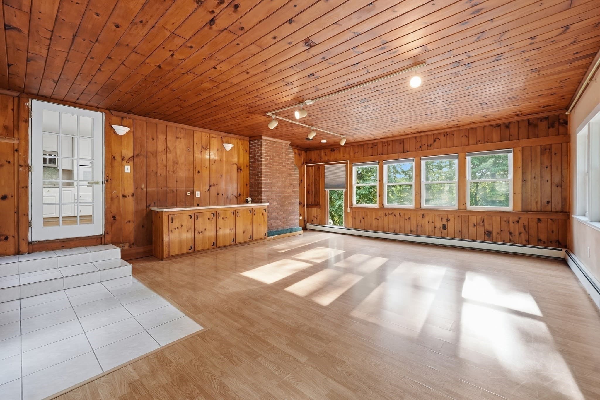 Single Family Residence at 28 Spring Rd, Westborough MA 01581, photo 11 of 42