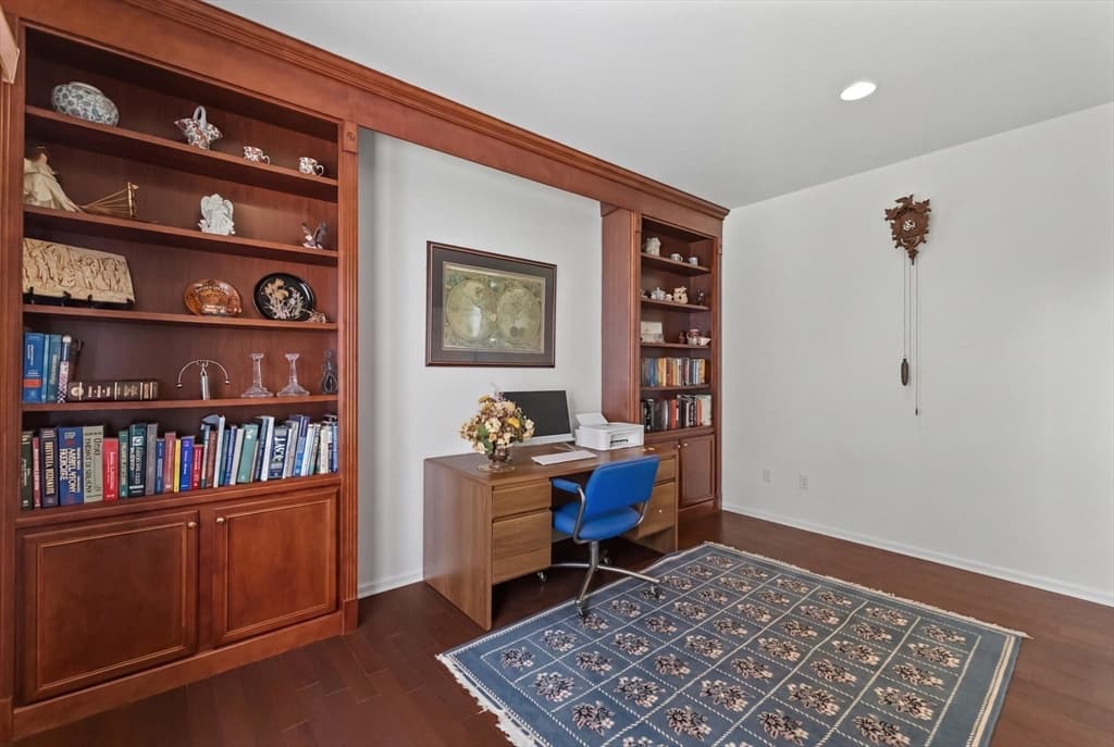 10 Hemingway St, Shrewsbury MA 01545 photo 17