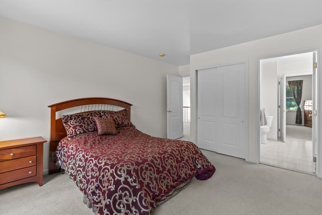 10 Hemingway St, Shrewsbury MA 01545 photo 26