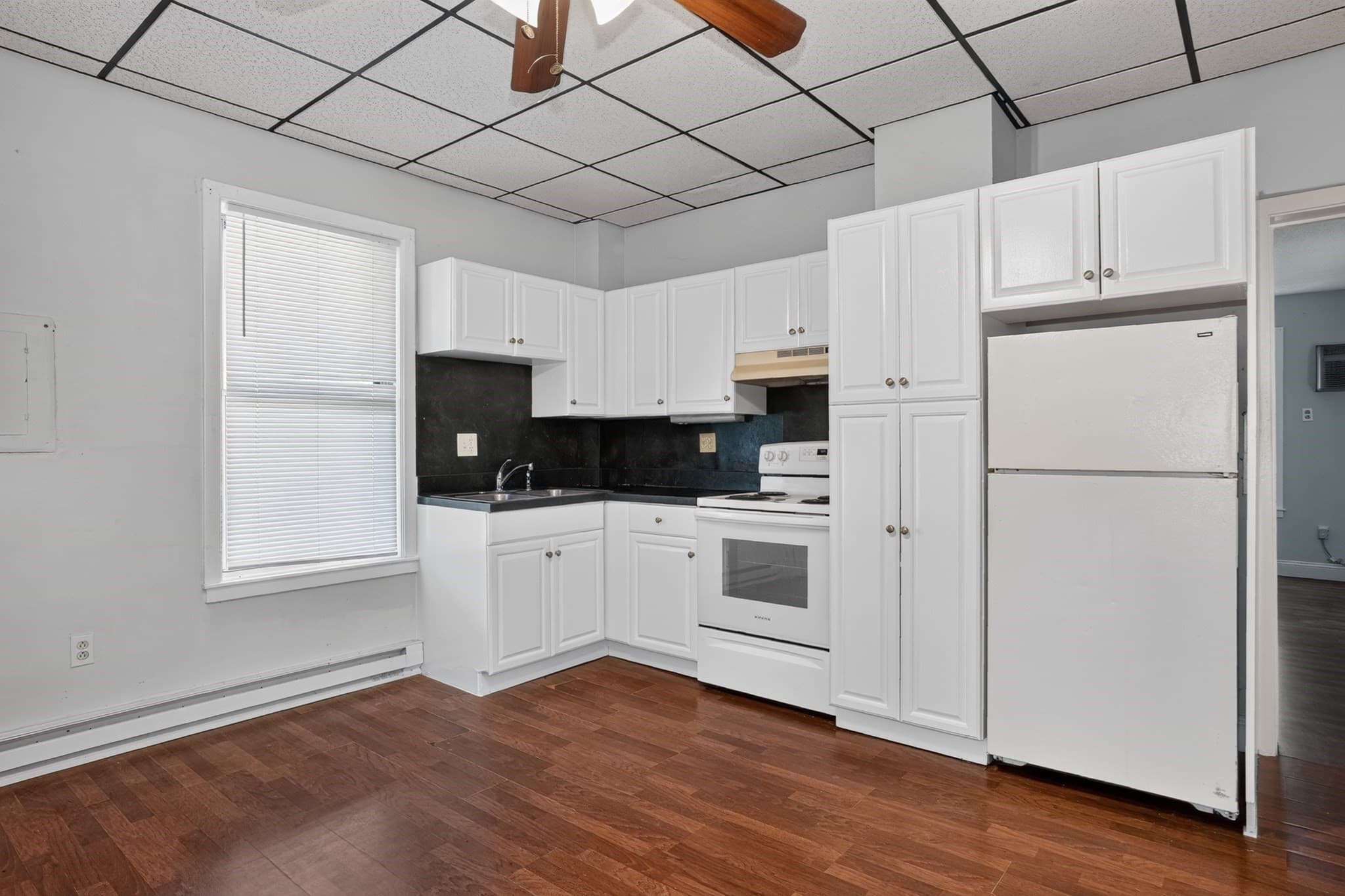 4 Family - 4 Units Up/Down at 308 Hollis St, Framingham MA 01702, Framingham, photo 5 of 27