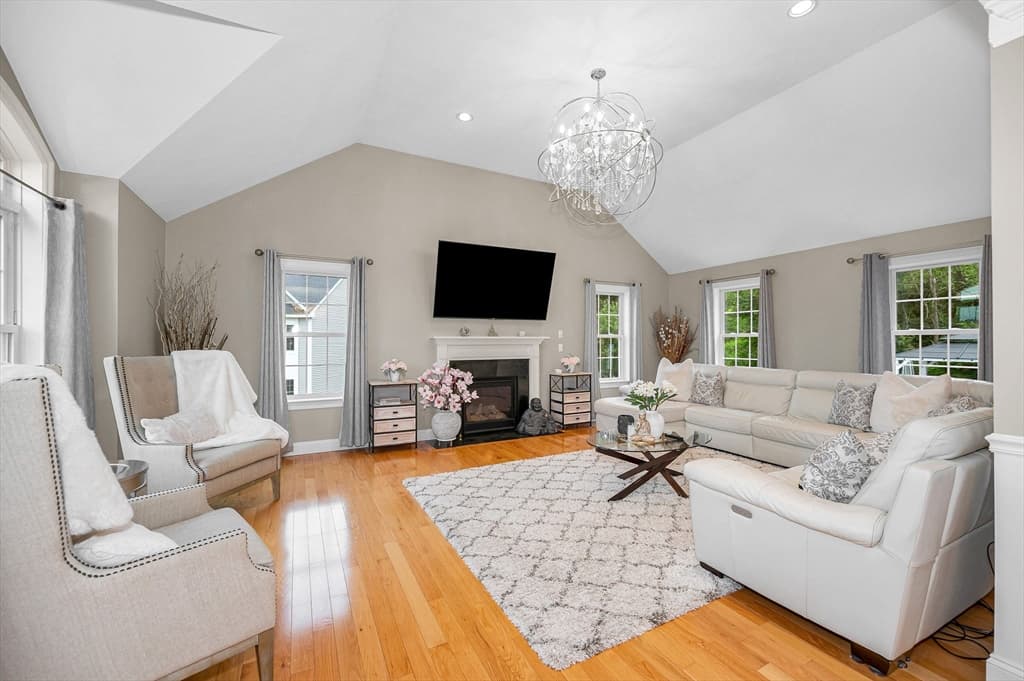 61 Saddle Rd, Dracut MA 01826 photo 6