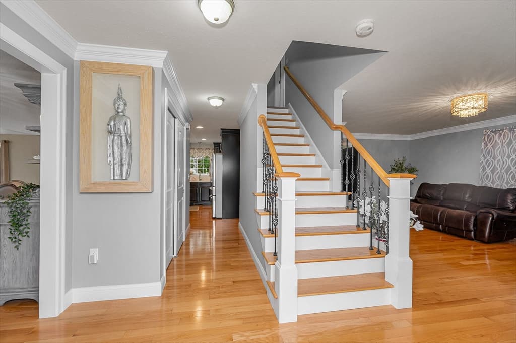 61 Saddle Rd, Dracut MA 01826 photo 3
