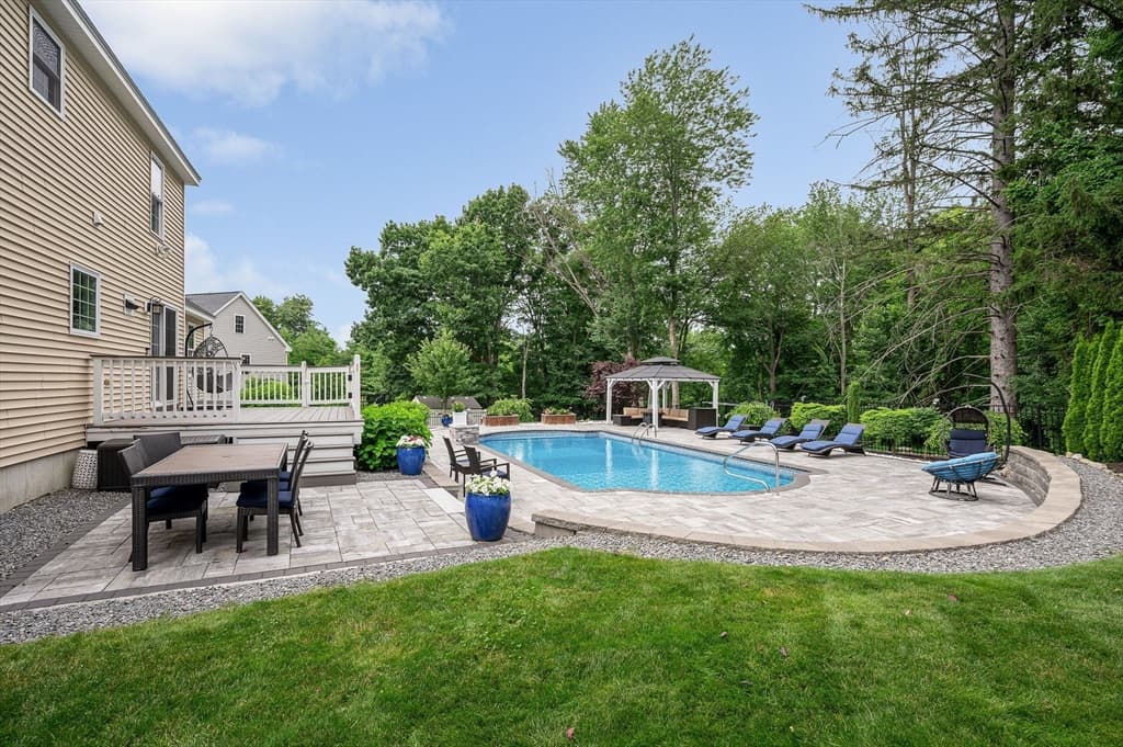 61 Saddle Rd, Dracut MA 01826 photo 36