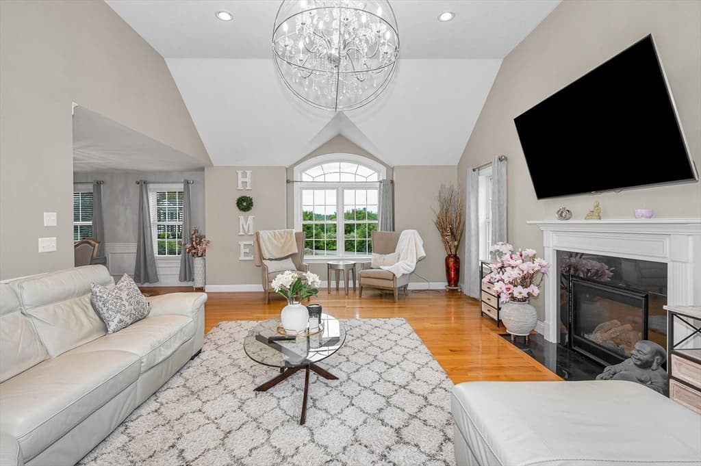 61 Saddle Rd, Dracut MA 01826 photo 8