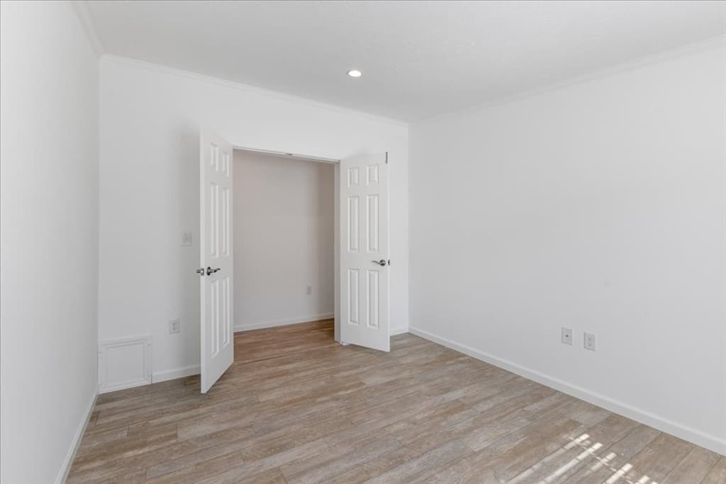 29 Lowell # 24, Salem NH 03079 photo 17