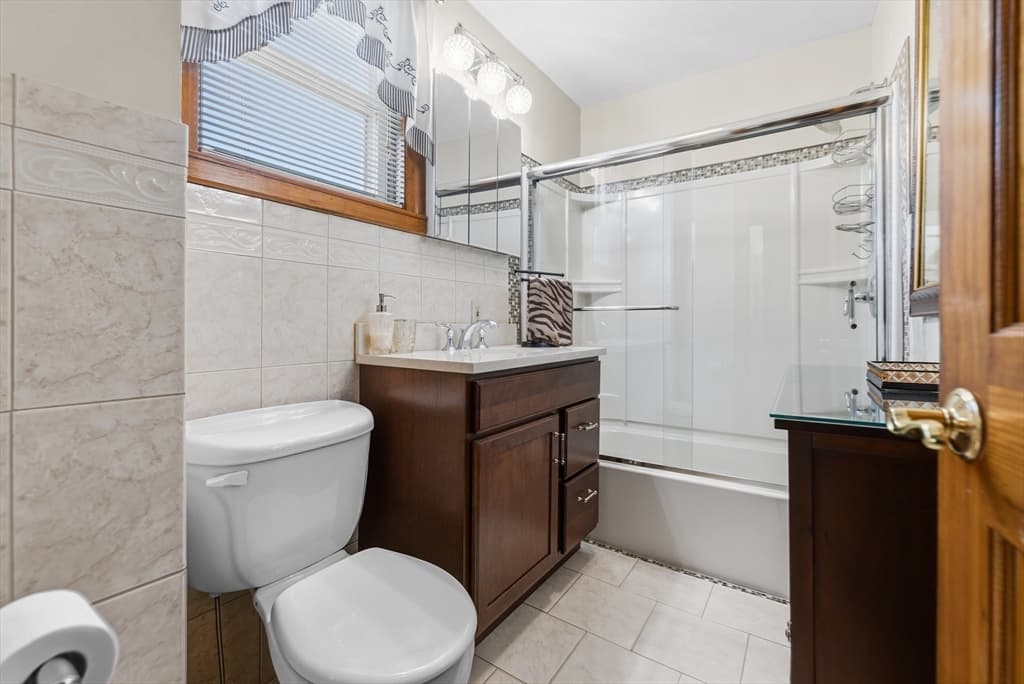 167 Center St, Ludlow MA 01056 photo 12