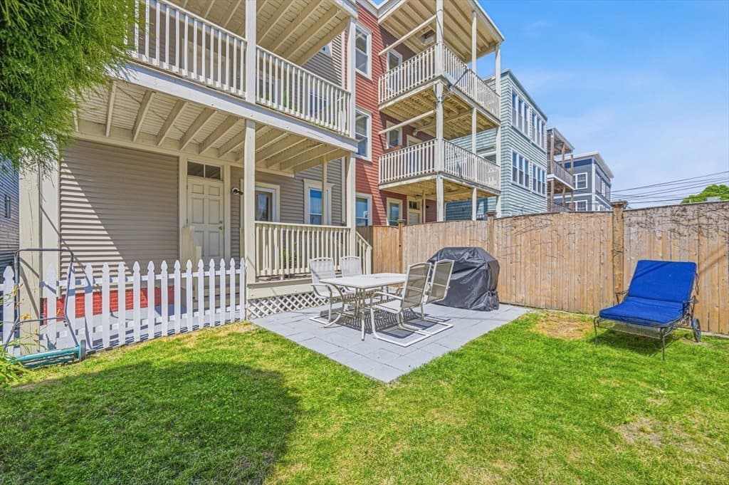 Condominium at 693 East 7th Street # 1, Boston MA 02127, Boston, photo 15 of 20