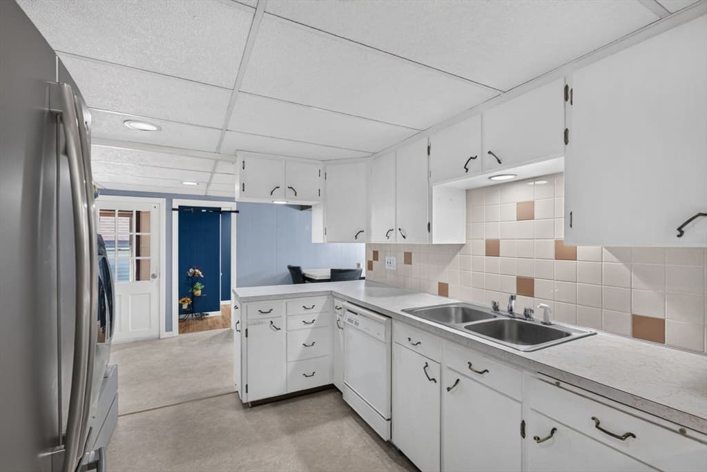 84 Lowell St, Methuen MA 01844 photo 7